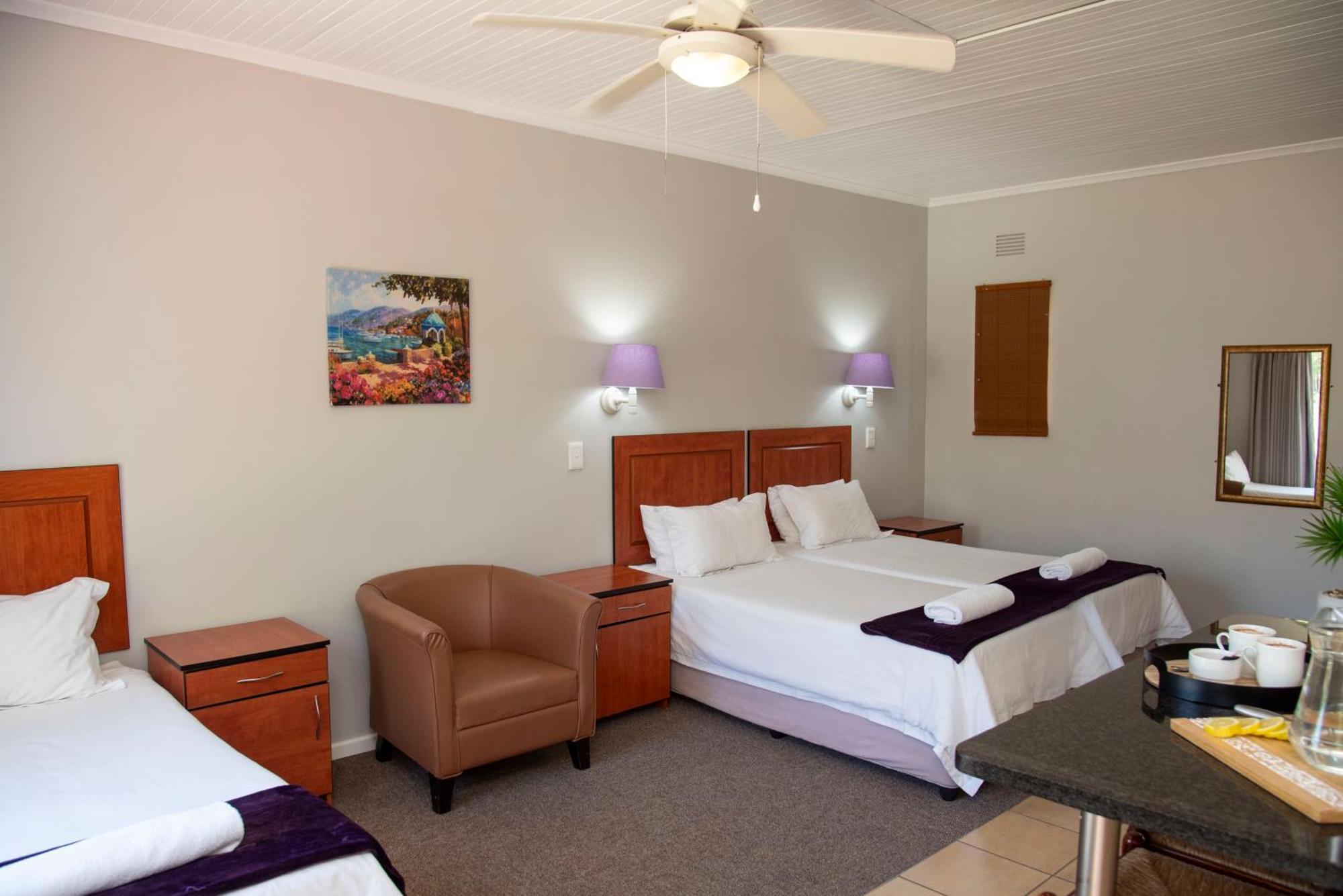 Pine Lodge George Ruang foto